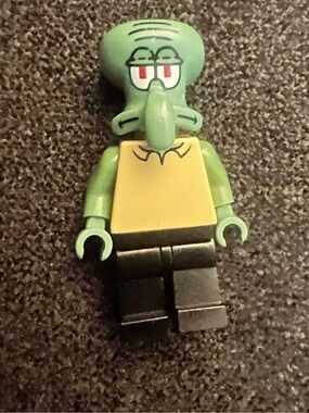LEGO-HTF Squidward Minifigure